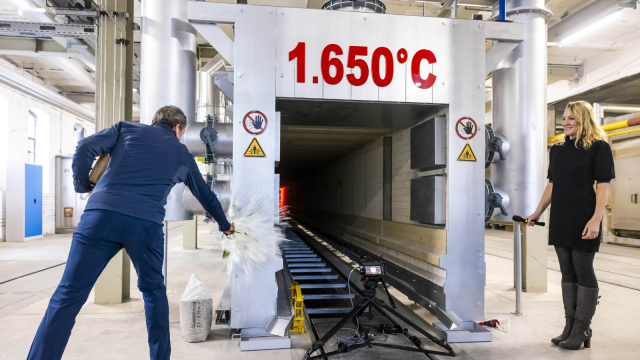 IGNITION CEREMONY OF RIEDHAMMER’S HIGH TEMPERATURE TUNNEL KILN HTTO AT FA. STEULER, GERMANY